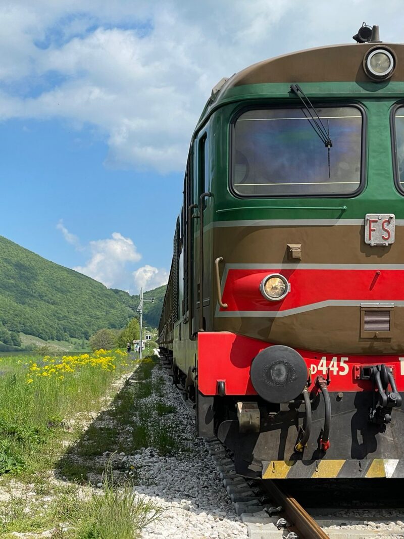 TRENI DI PRIMAVERA: 2 NOTTI IN HB (COLAZIONE, CENA) RISERVATO AD AUTOMUNITI + VISITA DI SULMONA + BIGLIETTO TRENO STORICO SULMONA-ALFEDENA/SCONTRONE