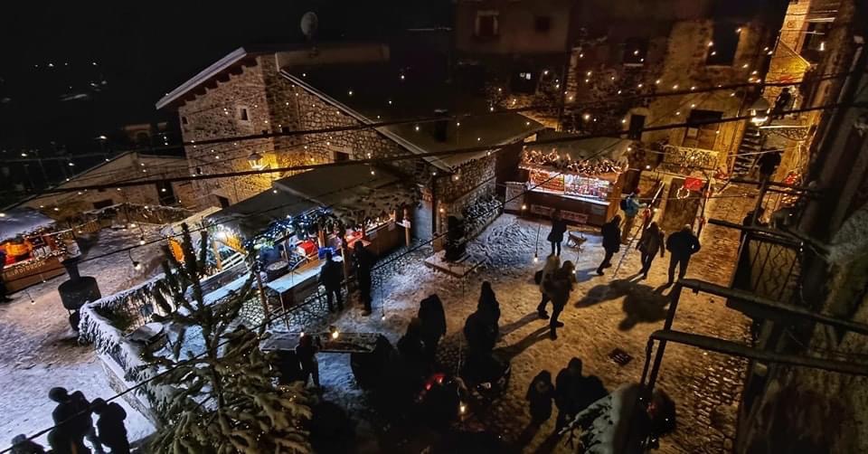 MERCATINI DI NATALE 3 GIORNI 2 NOTTI (PERNOTTO + COLAZIONE + CENA + BIGLIETTO TRENO)
