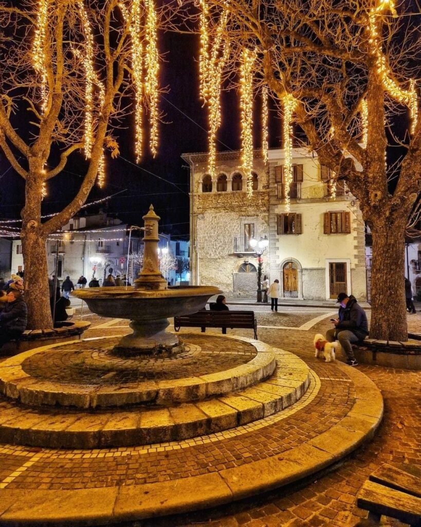 MERCATINI DI NATALE 2 GIORNI 1 NOTTE (PERNOTTO + COLAZIONE + BIGLIETTO TRENO)