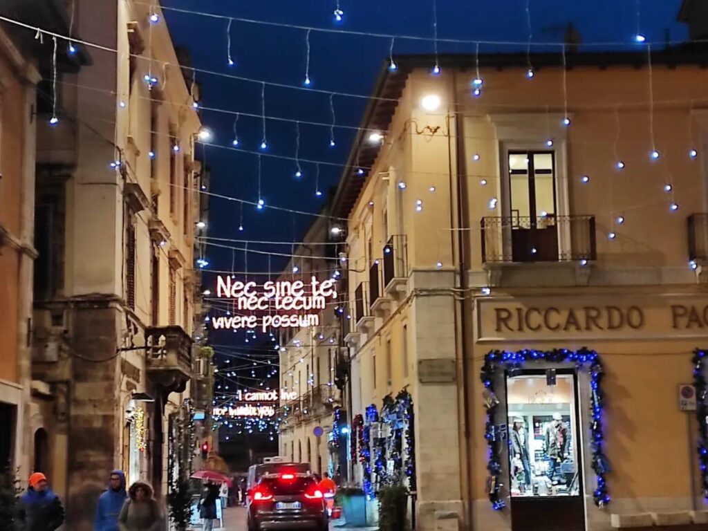 MERCATINI DI NATALE 2 GIORNI 1 NOTTE (PERNOTTO + COLAZIONE + BIGLIETTO TRENO)