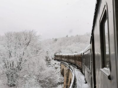GENNAIO TRENI DELLA NEVE PACCHETTO TUTTO INCLUSO: 2 NOTTI IN HB (COLAZIONE, CENA) RISERVATO AD AUTOMUNITI+ VISITA DELLA CITTA' DI SULMONA + BIGLIETTO TRENO STORICO (TOUR INCLUSI)