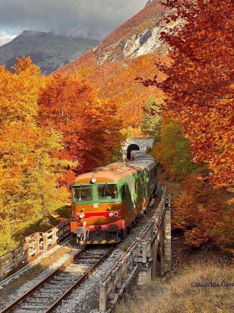 OTTOBRE PACCHETTO TUTTO INCLUSO: 1 NOTTE IN BB (RISERVATO AD AUTOMUNITI) + VISITA DELLA CITTA' DI SULMONA + BIGLIETTO TRENO STORICO (TOUR NON INCLUSI)