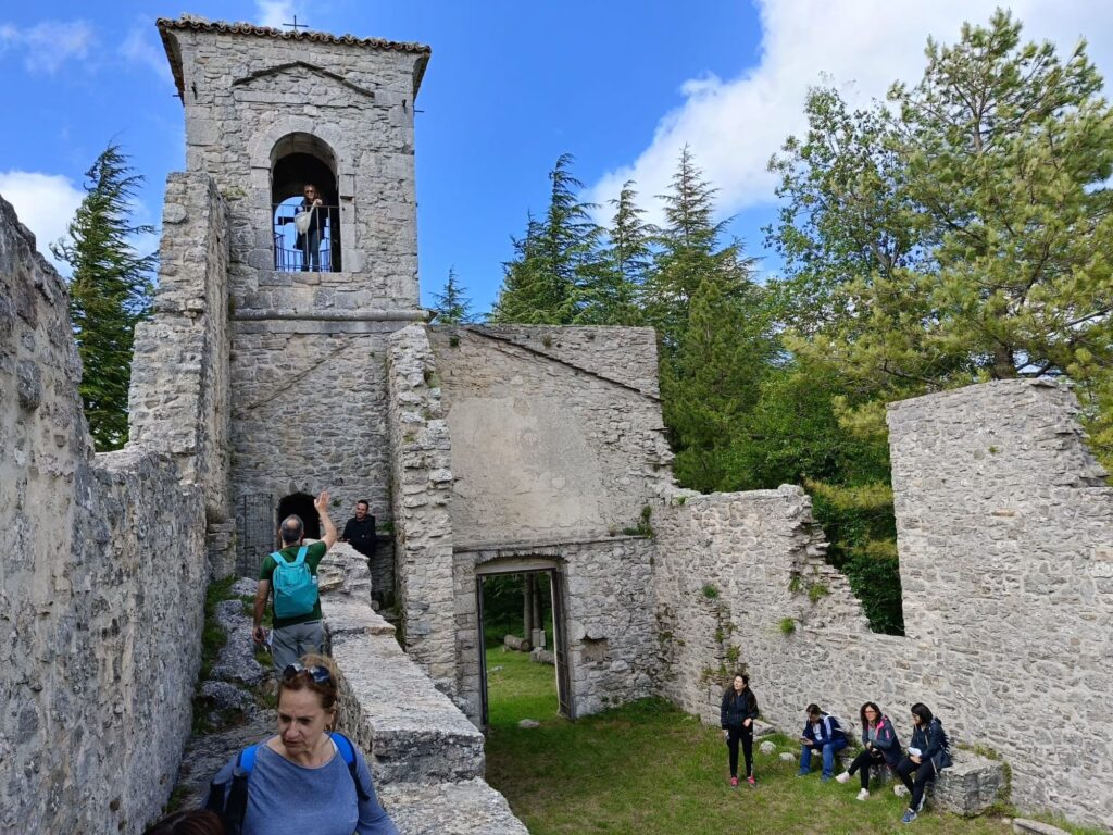 AUTUNNO IN ABRUZZO: SULMONA-CAROVILLI 1 NOTTE con pernotto e COLAZIONE